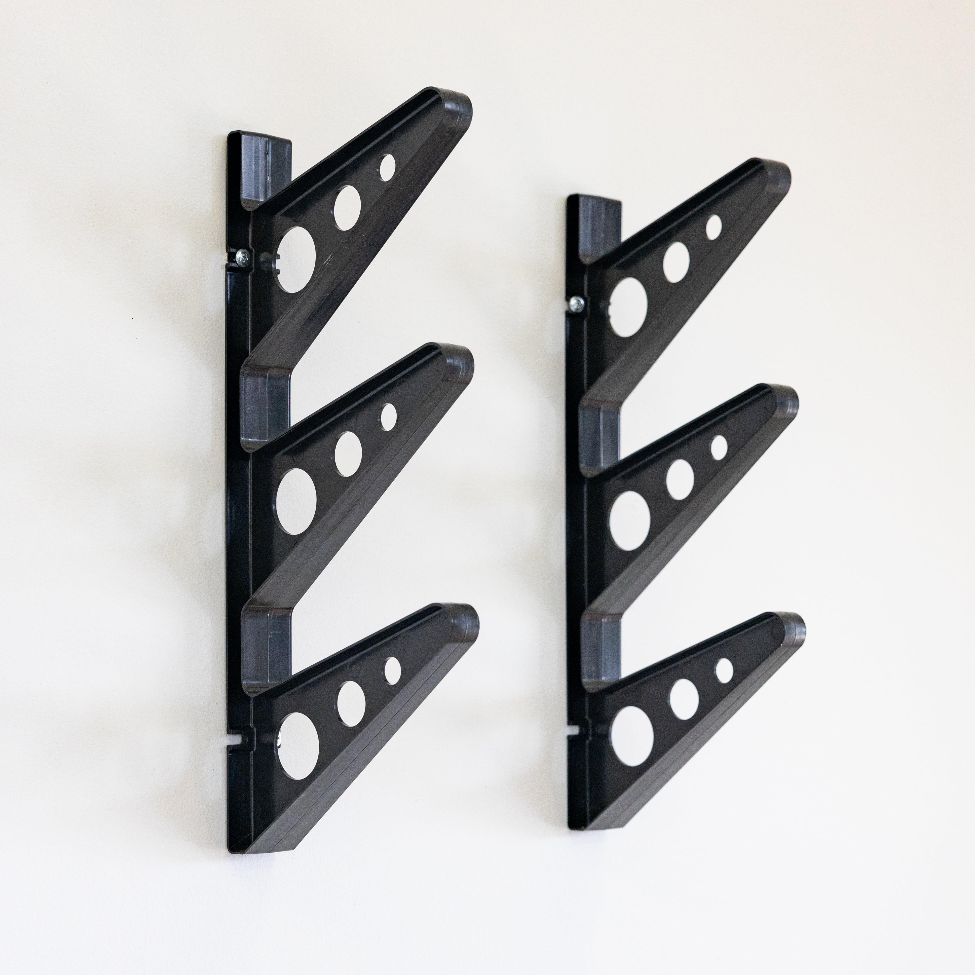 StoreYourBoard Water Ski Wall Mount Storage Rack - Thumbnail 2