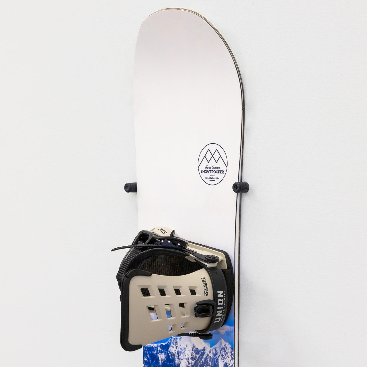 The Cinch | Floating Snowboard Wall Mount – StoreYourBoard