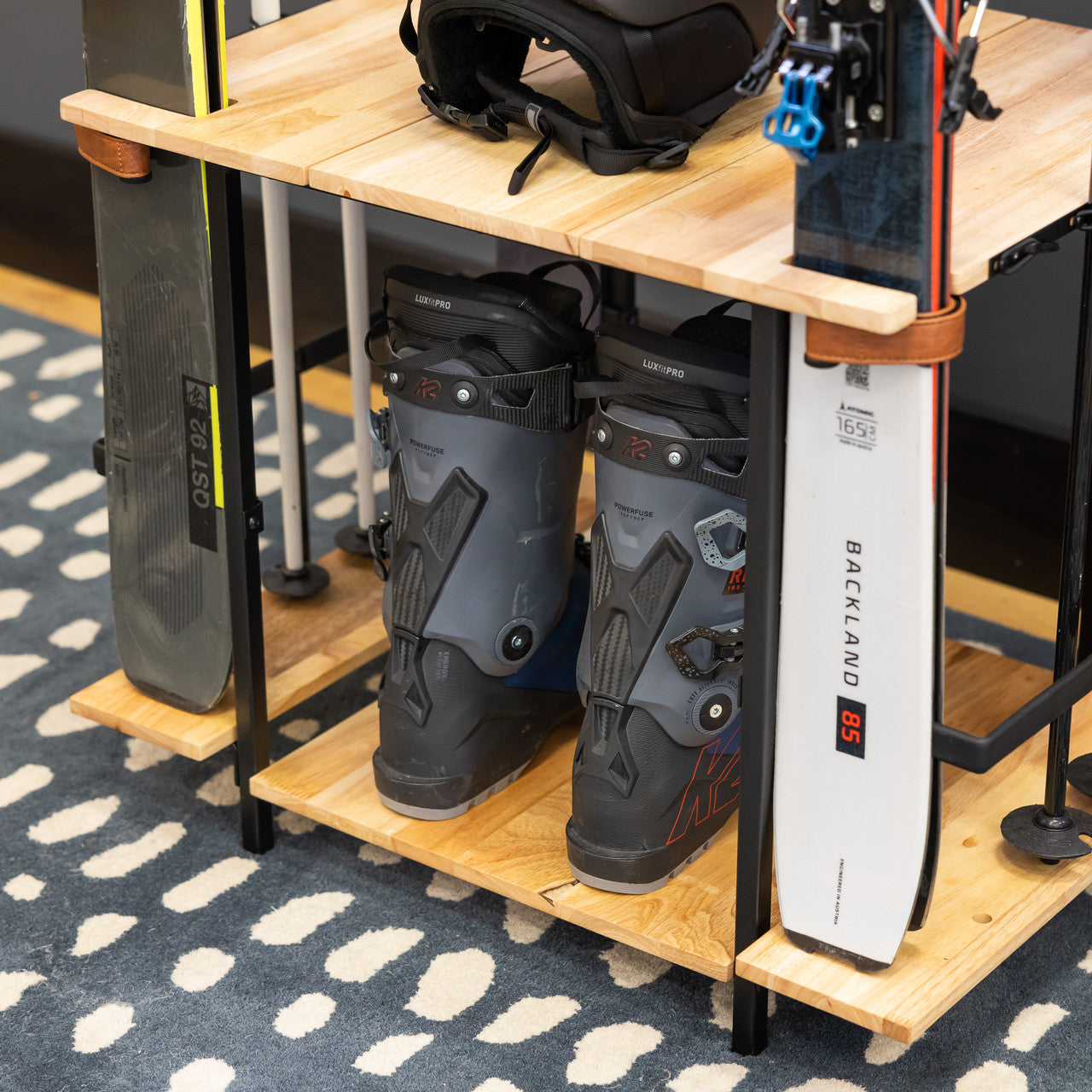 ski boot storage