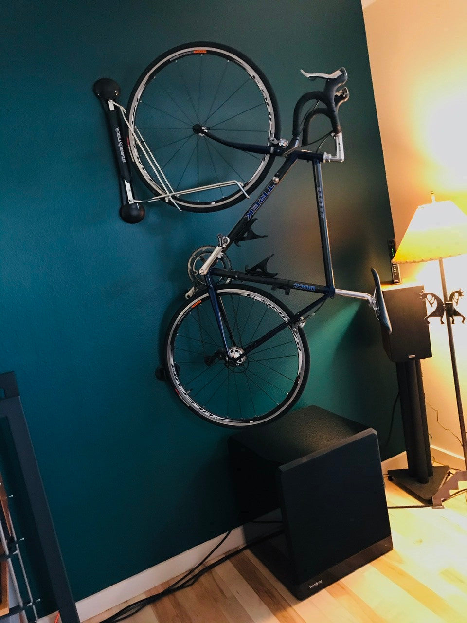 wall rack for road bike