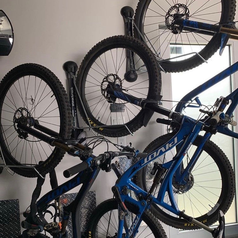 wall display for mountain bikes 