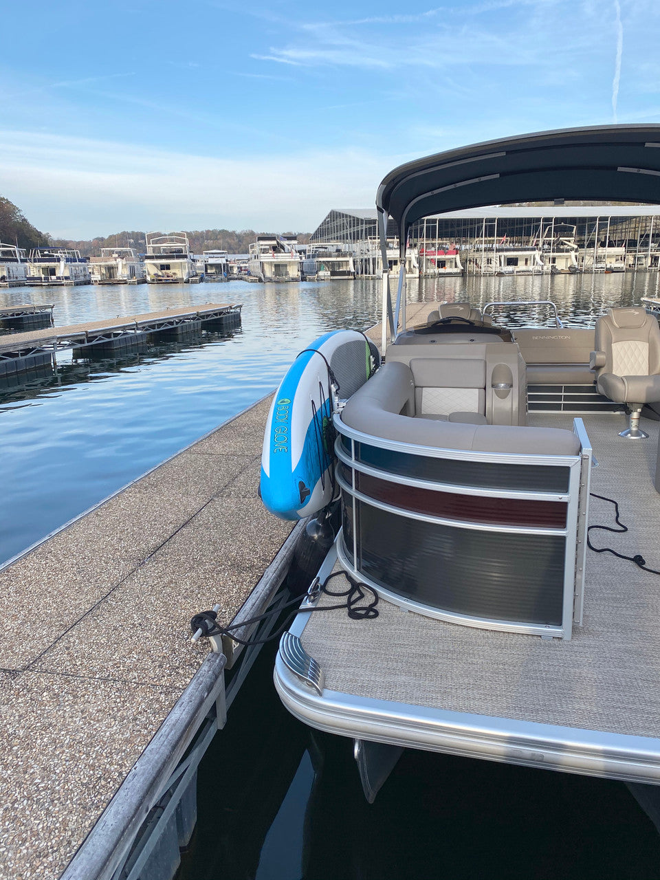 SUP rack for pontoon boats