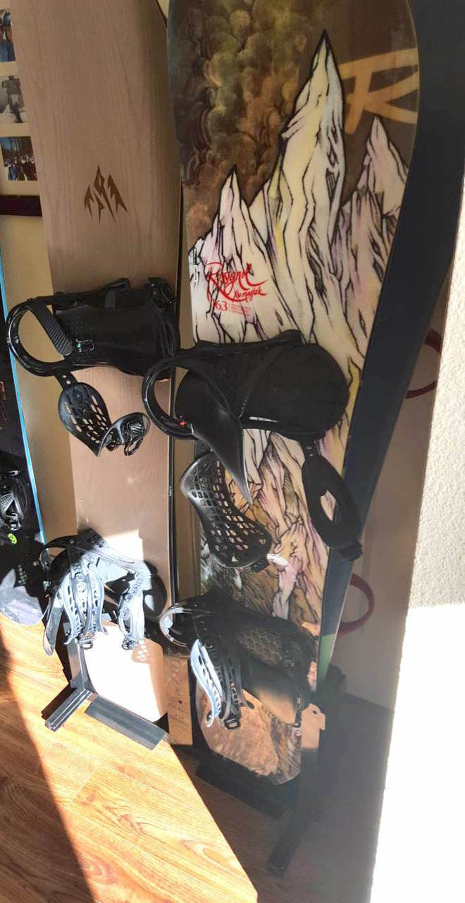 Snowboard Stand