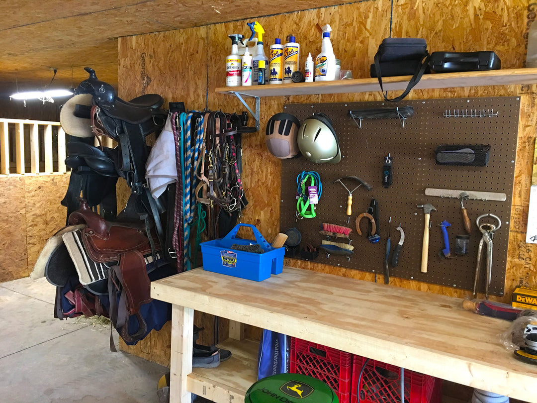 stable storage for horse saddles