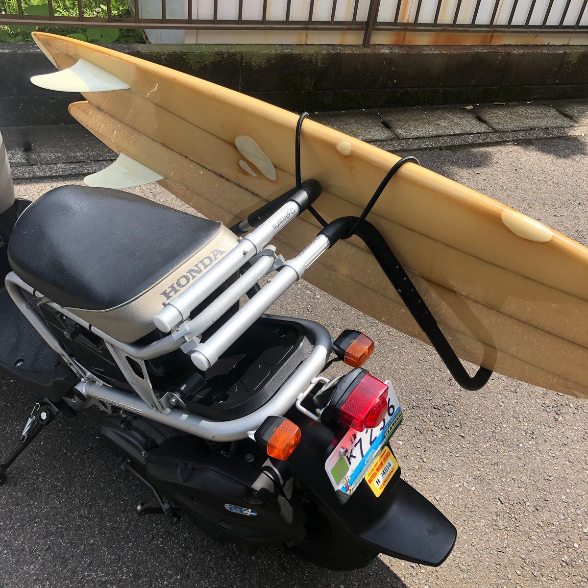 Moped Glass Rack Moped Surfboard Rack – StoreYourBoard
