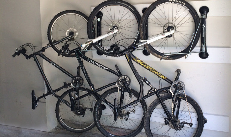 Wall-Mounted Indoor Cyclist Stations : vertical wall bike rack