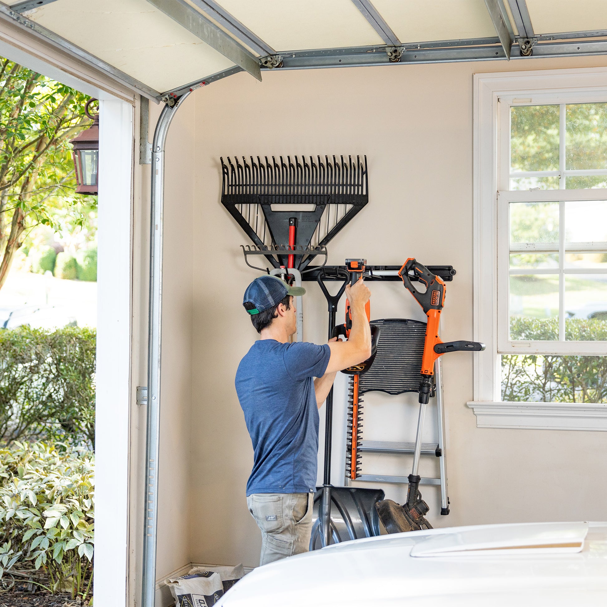 customizable garage wall mount for power tools