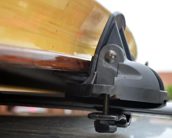 canoe roof rack that holds canoes upside down