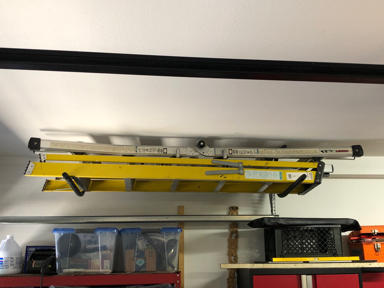 Ladder best sale rack garage