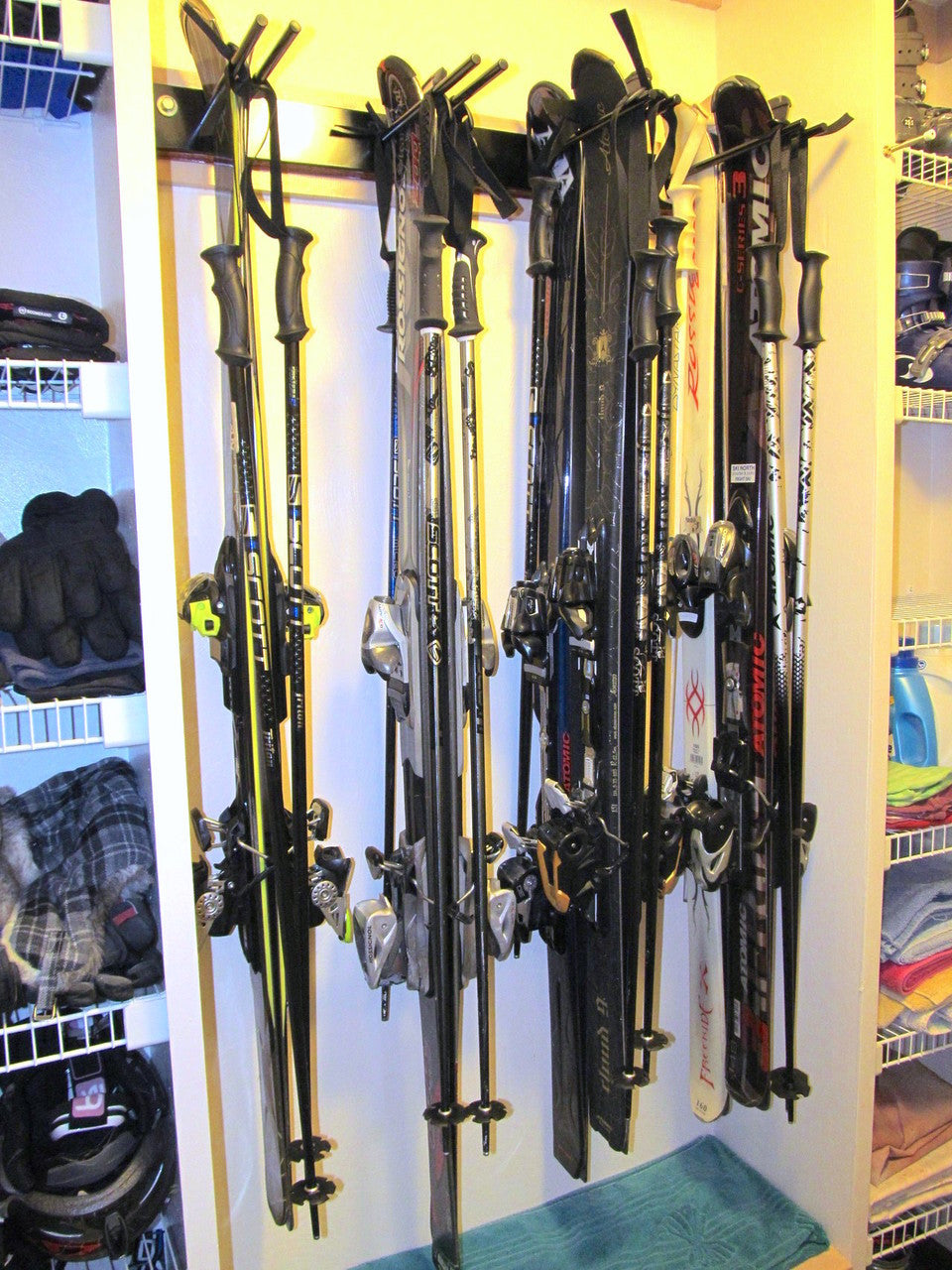 indoor ski storage