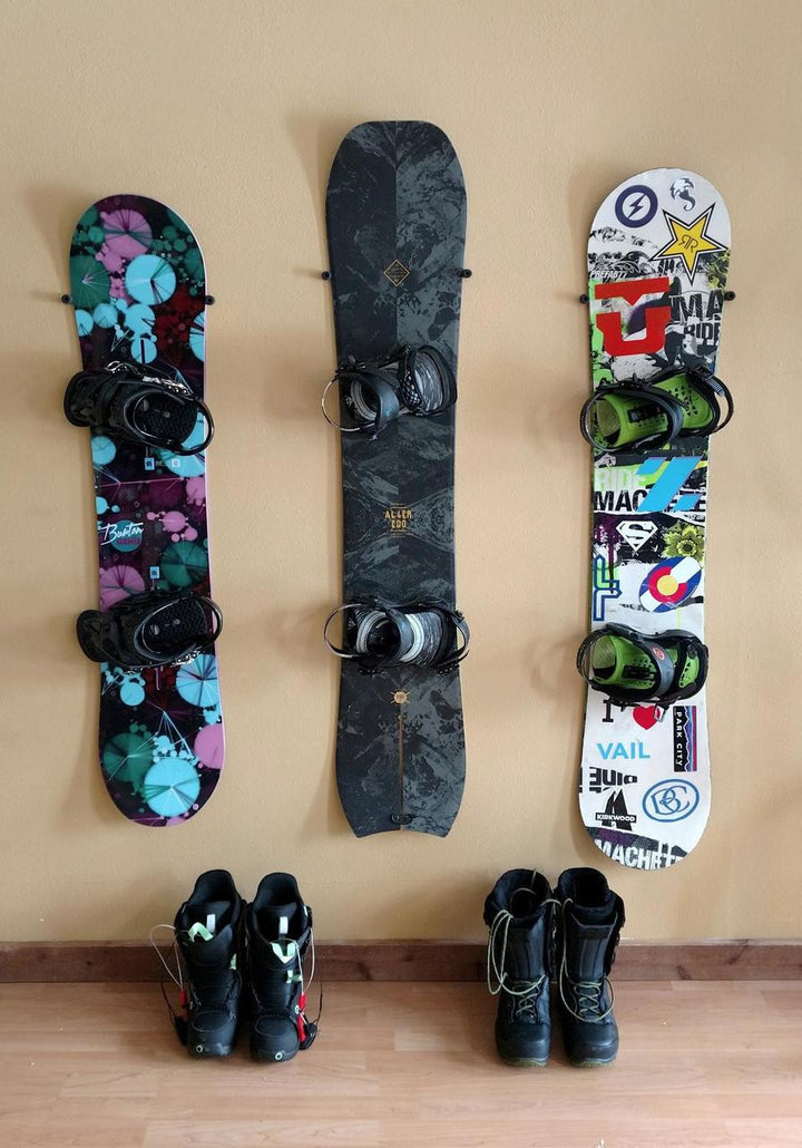 snowboard storage display mount