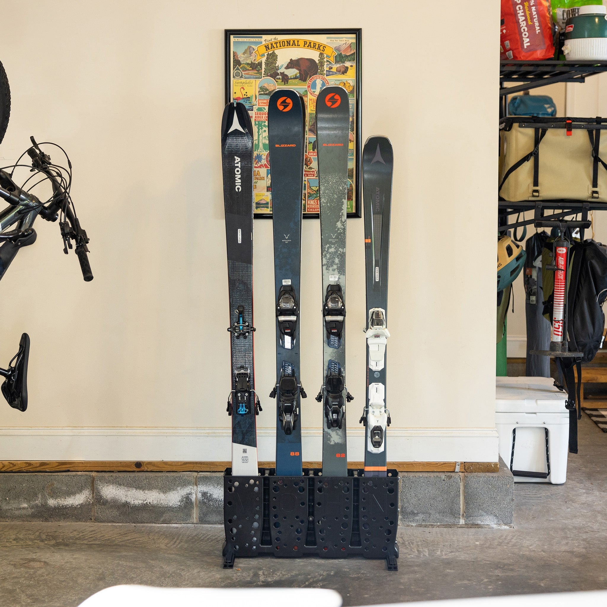 floor stand ski organizer